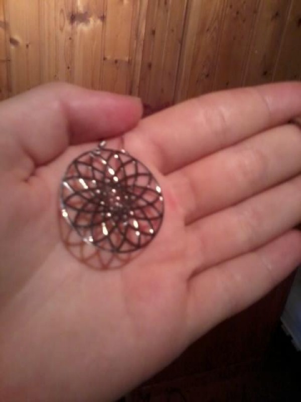 boucle d'oreille perdu argent ronde sainte eulalie