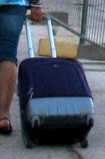 Valise violet perdu / volé
