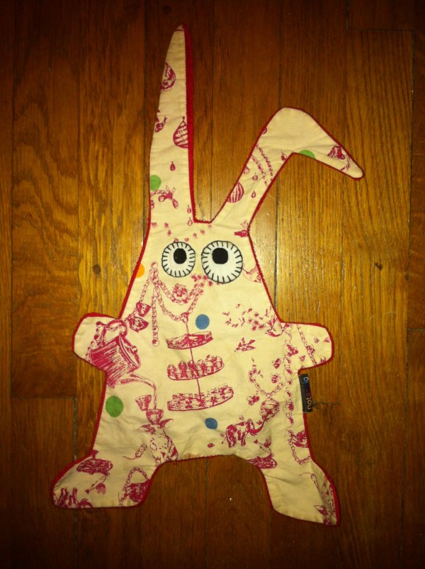 Perdu Doudou Lapin Rouge Tissu/Velours à Nancy