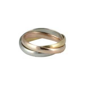 une bague alliance