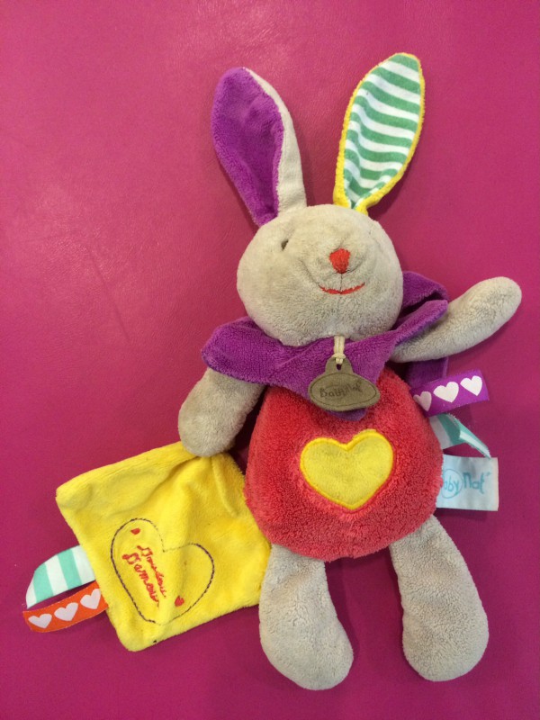 Doudou lapin multicolore marque