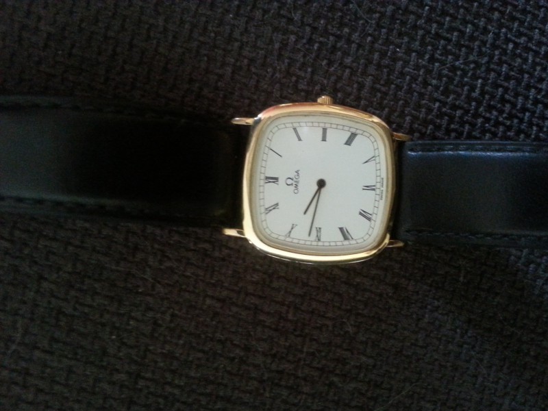 Montre OMEGA