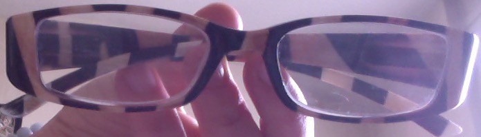Trouvé lunettes de vue rectangle couleur savane