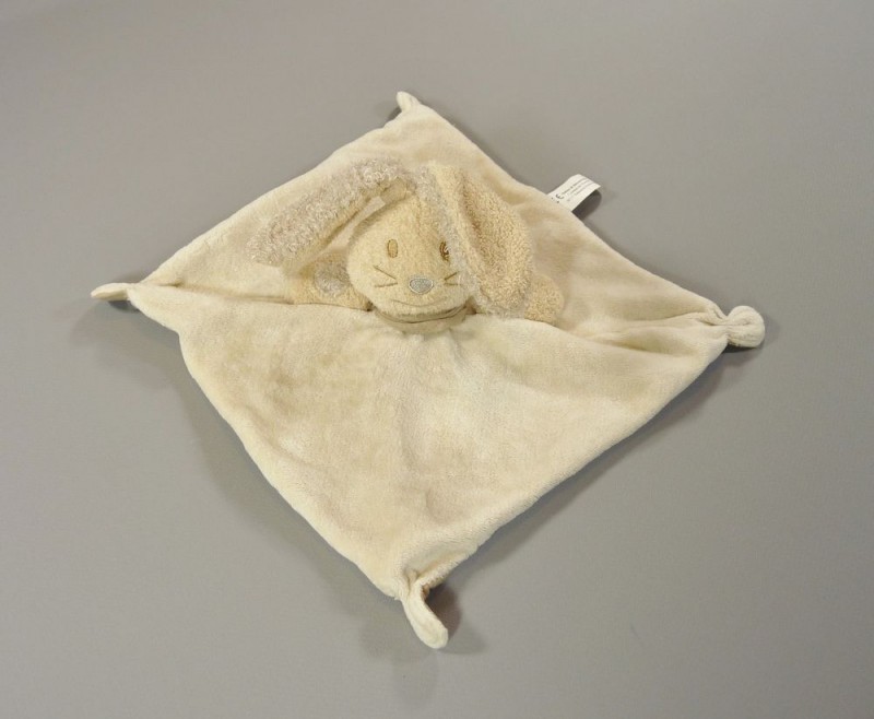 Perdu Doudou carré lapin