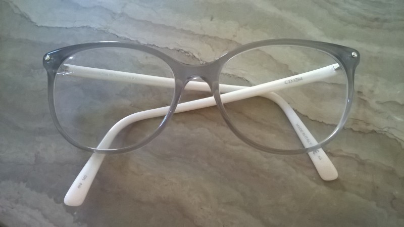 Lunettes de vue Dior Métro Croix de Chavaux Montreuil Mai 2017
