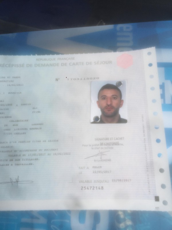 Perdu mon classeur y'a mes papier dans