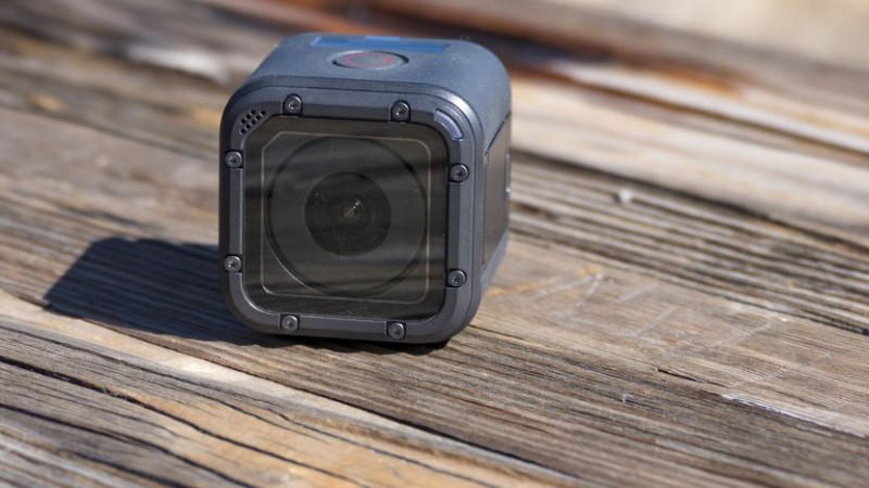 Go pro cube noire Paris ou toulouse