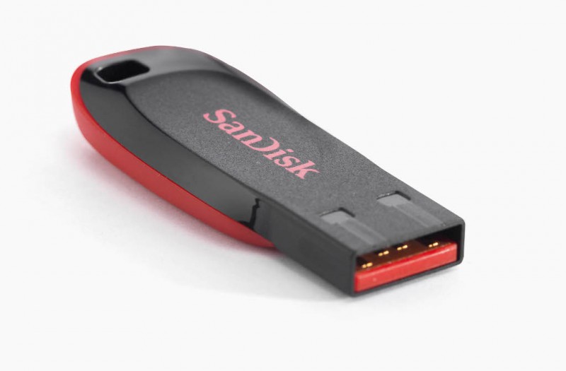 Perdu Clef USB rouge et noir, Rennes