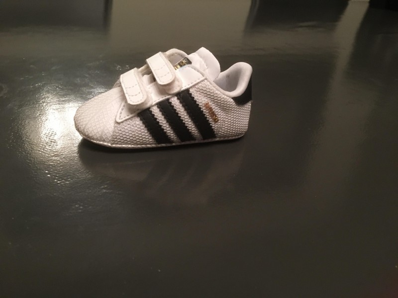 Petite chaussure de bébé
