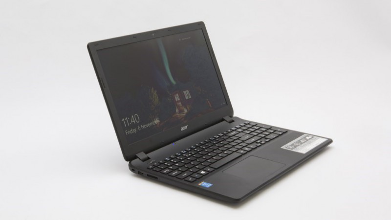 PC portable Acer aspire ES15 avec sacoche DELL + divers documents (CV,bulletins de paye,certificats de travail,etc ...) volé Place Viarme à Nantes le lundi 15 janvier 2018