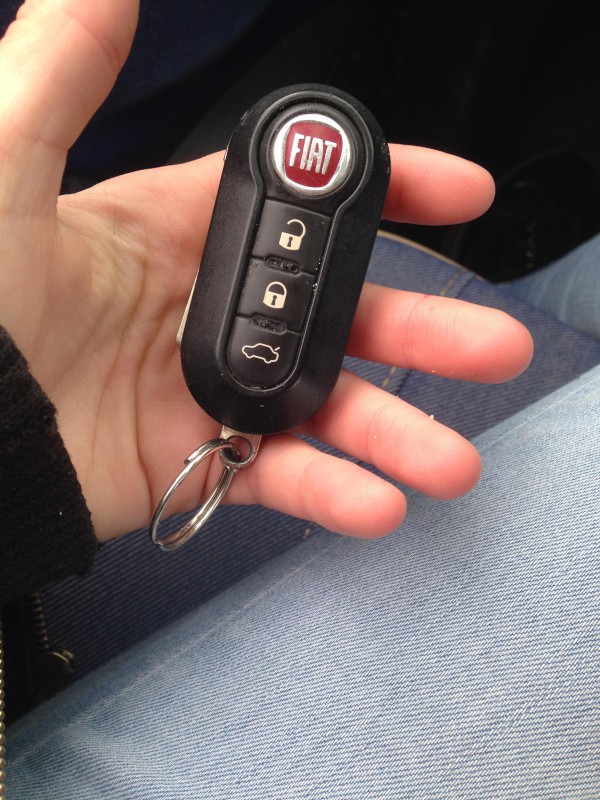 Clé de voiture Fiat trouvée a l'upjv d'Amiens-salouel devant batiment D