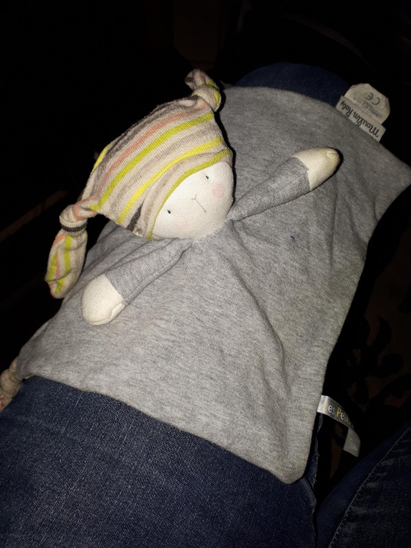 Doudou lutin gris et jaune trouvé à Créteil