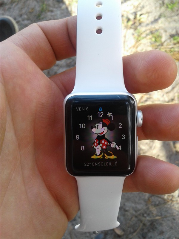 IWatch blanche - grand parc de Bordeaux