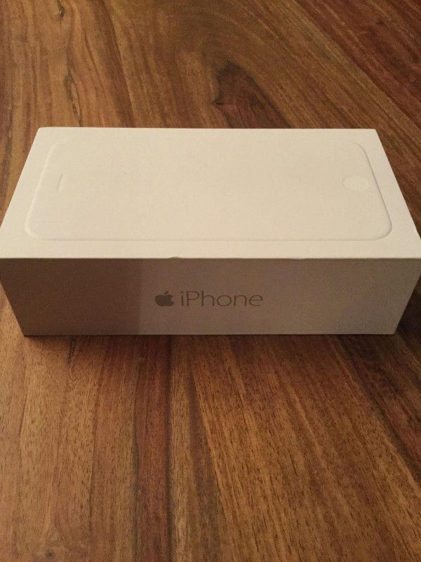 Perdu iPhone 6 gris sideral coque cuir noir au mont brouilly beaujolais