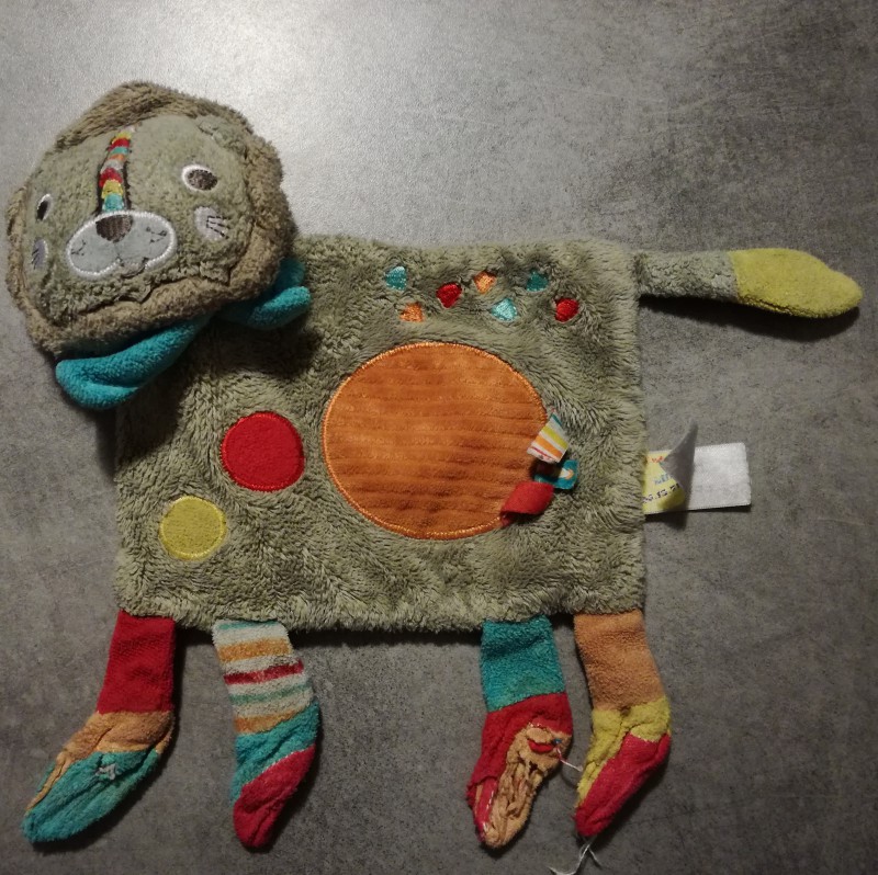 Doudou lion perdu à Bruz (35)