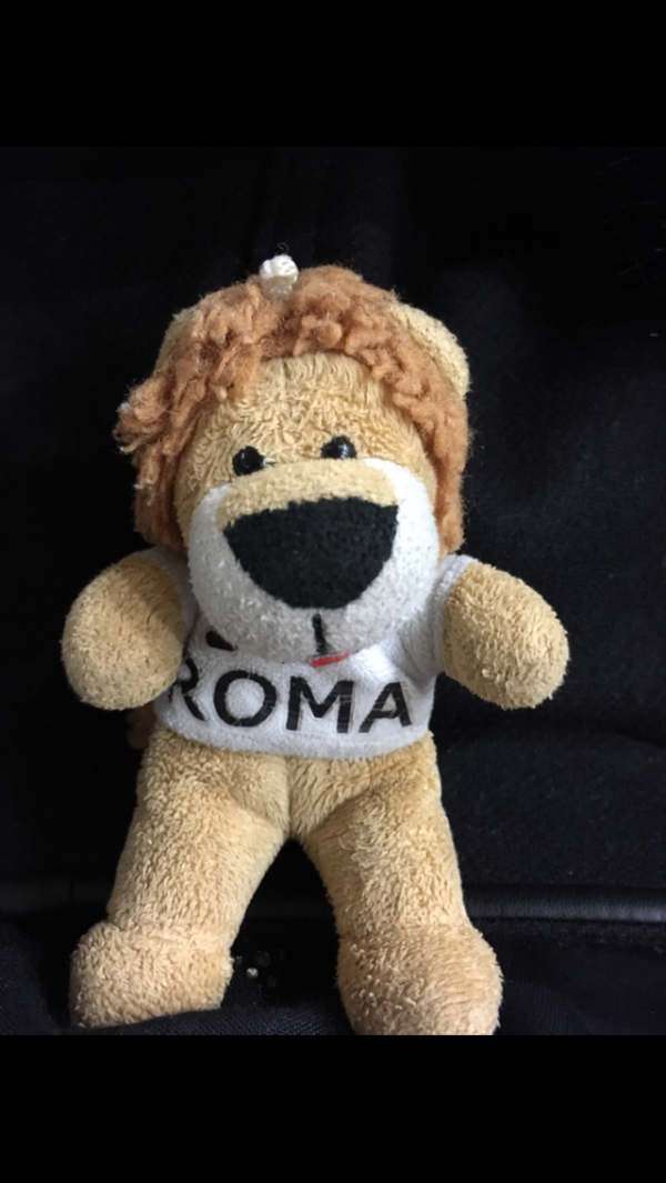 Perdu doudou Petit Lion avec un t-shirt I❤️ROMA