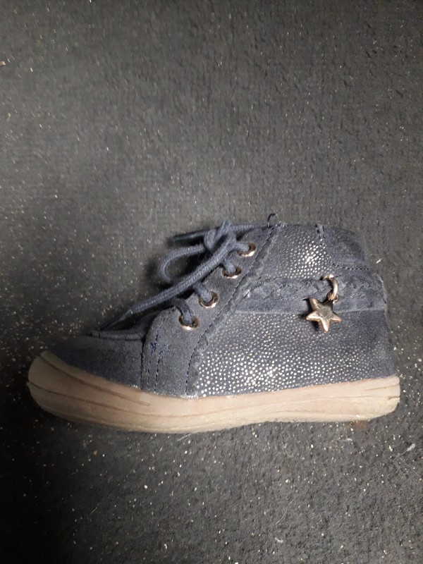 Chaussure Bébé Vertbaudet bleue à paillettes