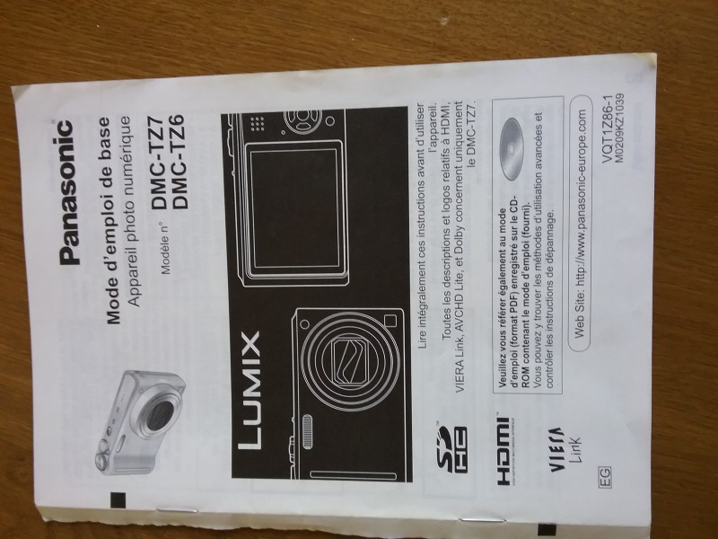 Appareil photo Panasonic au cours du trajet Bastille _Gare du Nord mercredi 16 mai vers 16h30 métro ligne 5