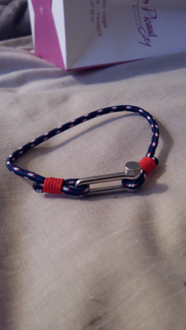 Bracelet perdu