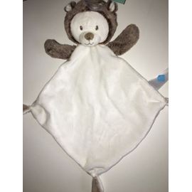 doudou hérisson tex baby à la brocante de Petit Neufpre à Aire sur la lys