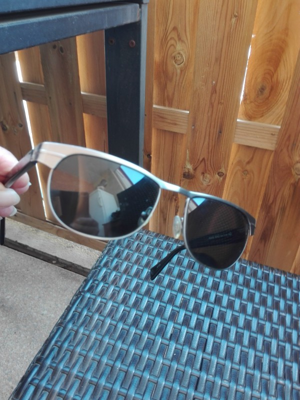 Lunettes de vue solaires trouvées à collioure