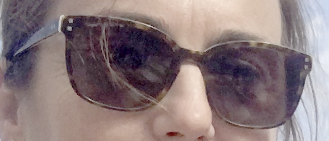 Perdu un étui à lunettes noir avec une paire de lunettes solaire