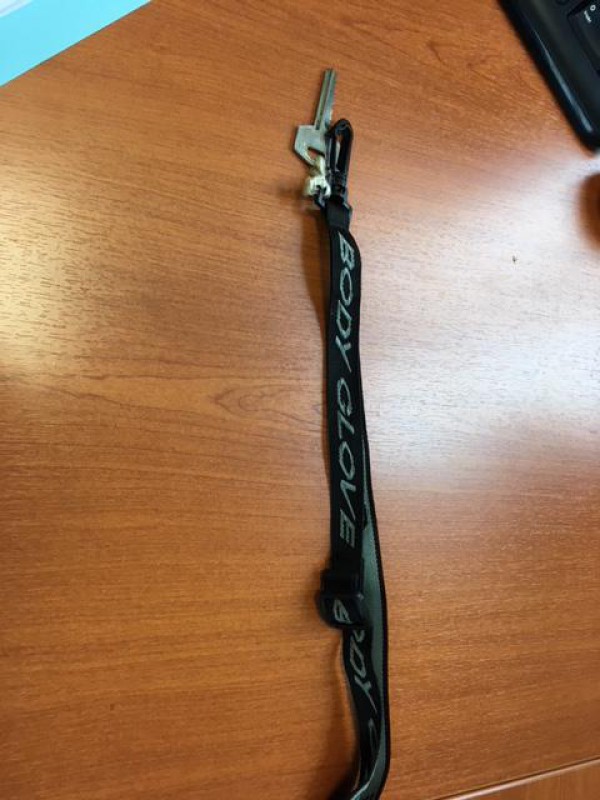 Trouvé clé avec porte clé Body Glove