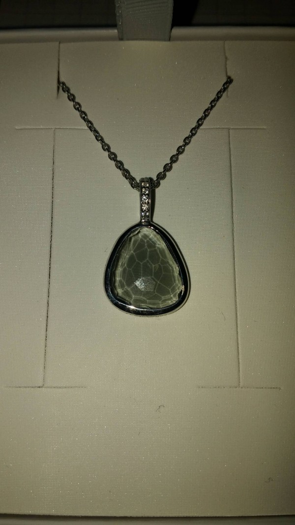 Perdu Collier a l'hotel de st herblain