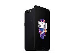 Perdu One plus Five dans les hauteurs de st gély du fesc côté beauregard