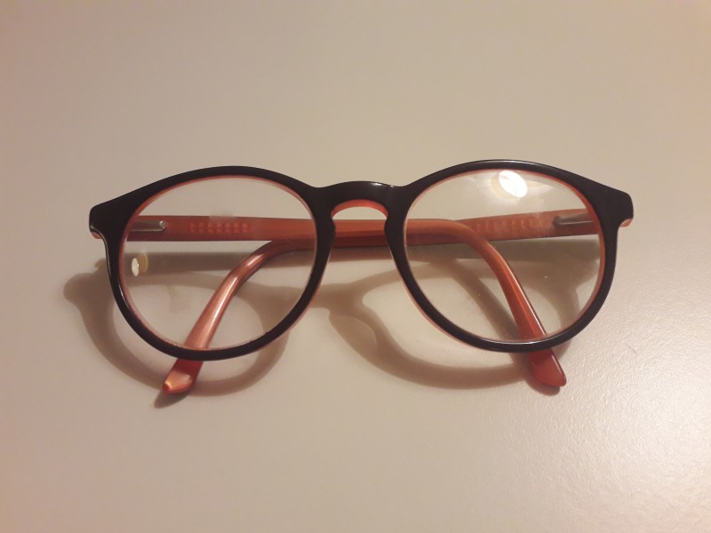 Lunettes rouges enfants