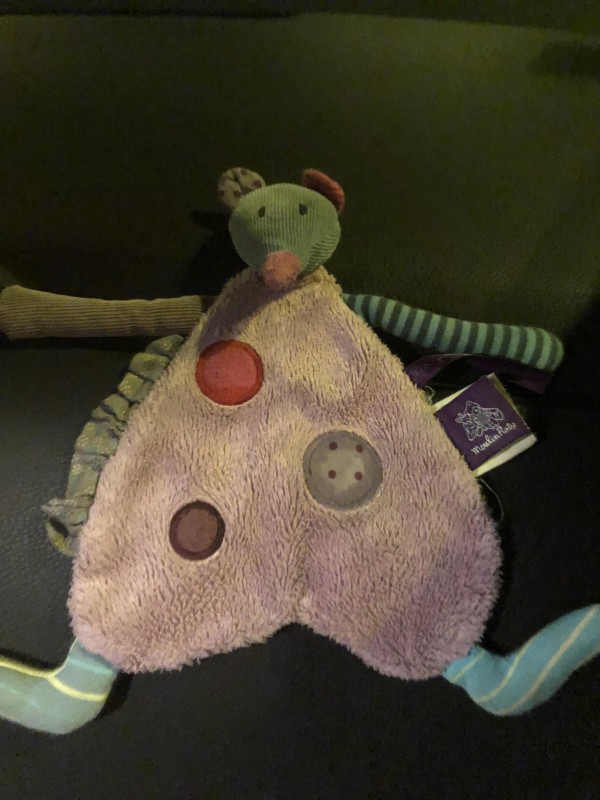 Doudou souris Moulin Roty - rue saint Nicolas, la Rochelle