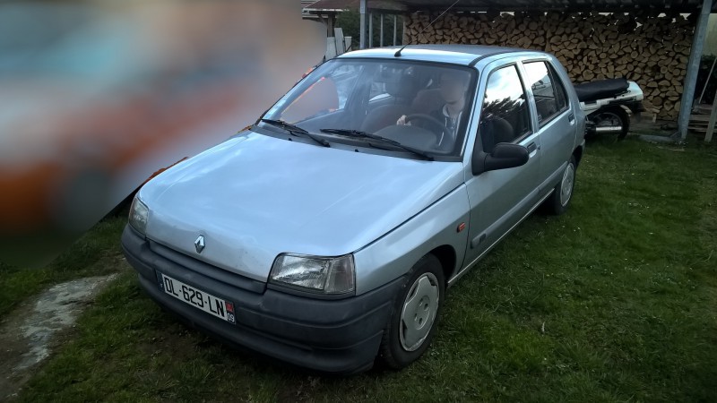 Clio 1 - 1.2 RN