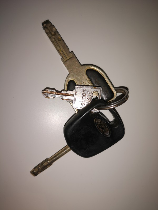 Trousseau Clés de voiture Ford, clef de maison et de boite aux lettres