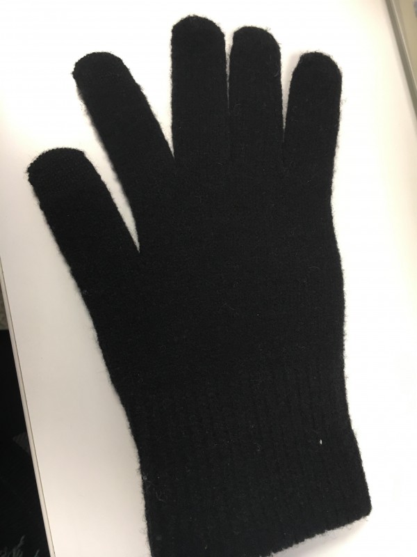 Gant noir uniqlo