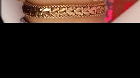Bracelet en or dans un train pour paris Montparnasse ou a la gare