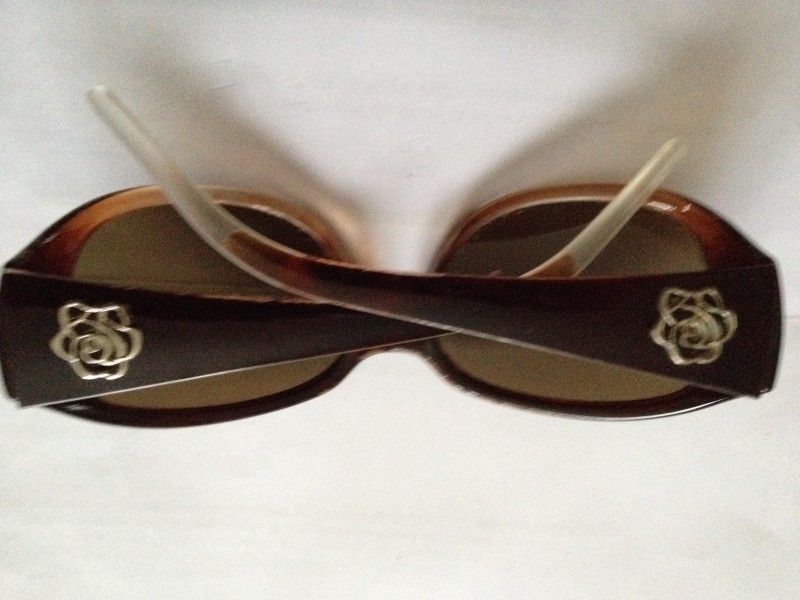 lunettes de soleil femme plage Fort bloqué Pen er malo Guidel