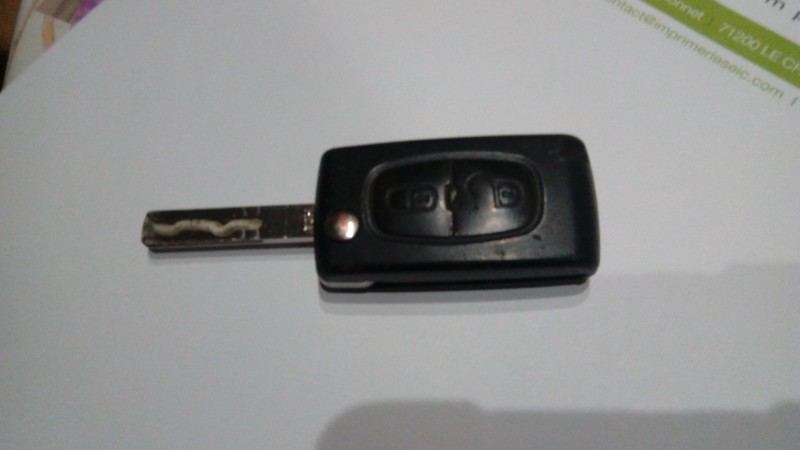 Clé Peugeot