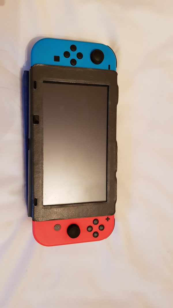 Trouvé Console Nintendo Switch dans TGV Lyon part Dieu Marseille à 9h06 le 29/12/2018.