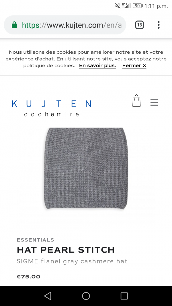 Un bonnet Gris Kujten, a Paris, 51 rue des cinq diamants.