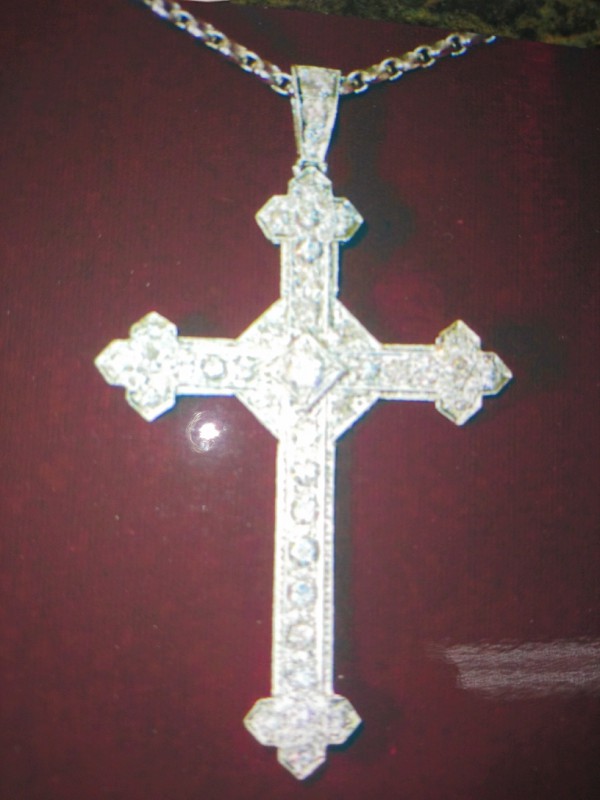 Chaine et croix bysantine