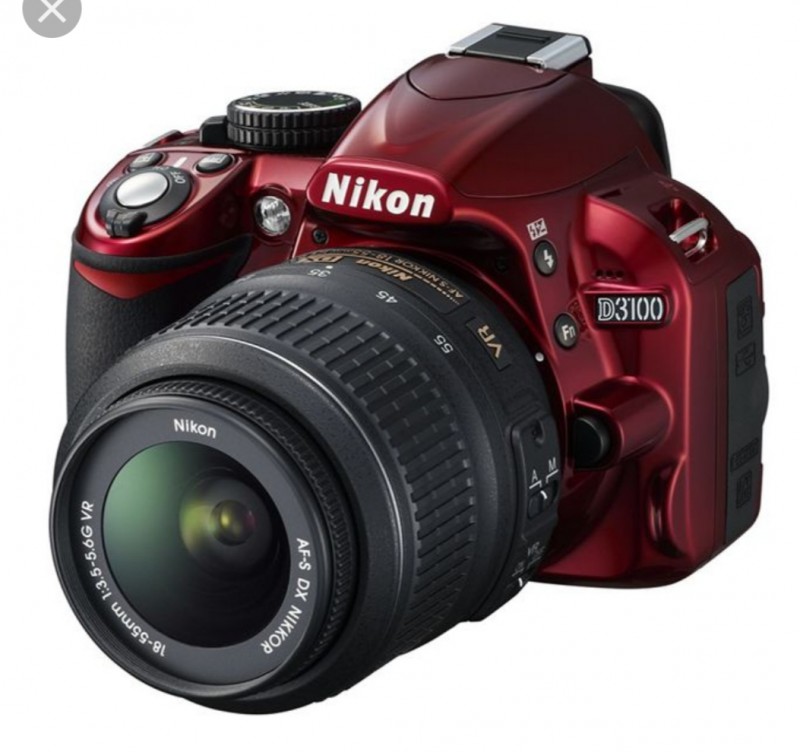 Appareil photo Nikon Rouge