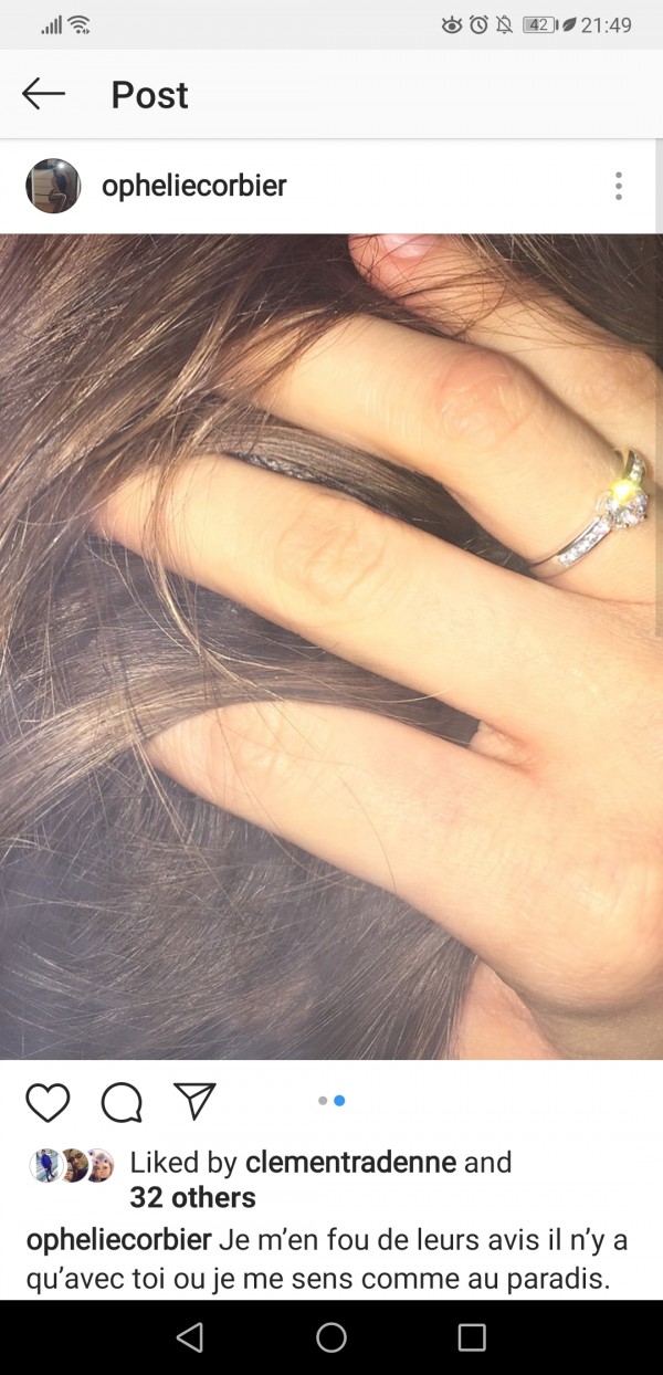 Bague perdue avec une clef de cadenas