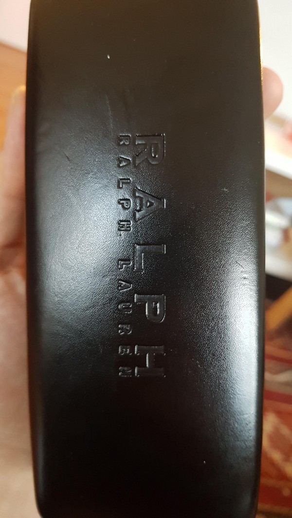 Lunettes Ralph Lauren dans étui noir, lyon6eme Brotteaux