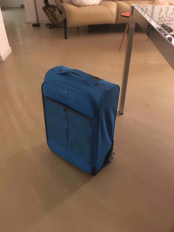 Valise perdue dans le RER A à Charles de Gaule vers 12h45