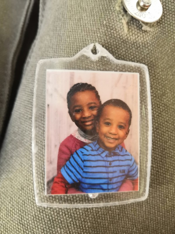Porte-clé avec photo enfants vers Préfecture