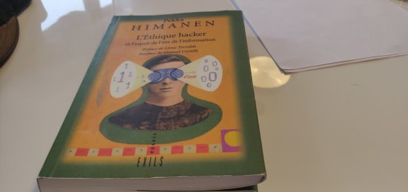 Livre "L'ethique Hacker" Collegien 77090 Arrêt Poste