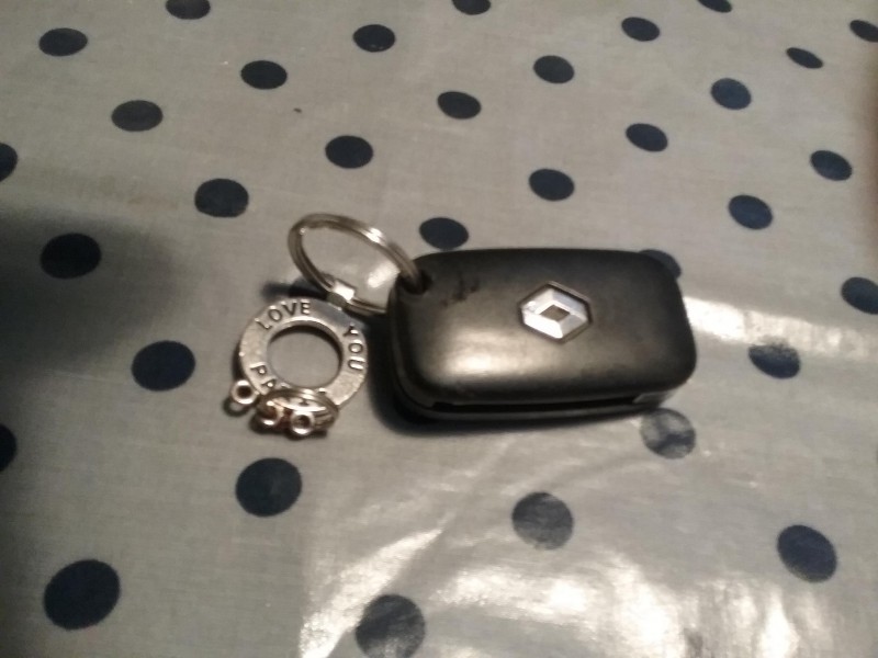 clé de voiture Renault, tours