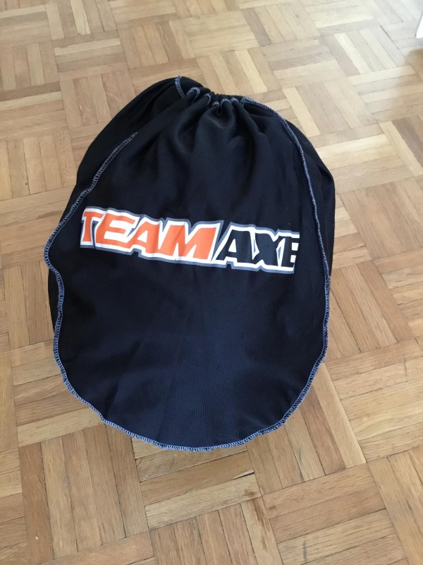 Trouvé casque de moto