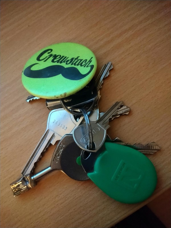Trousseau de clés Crewstach trouvé à Lyon (7e arrondissement)