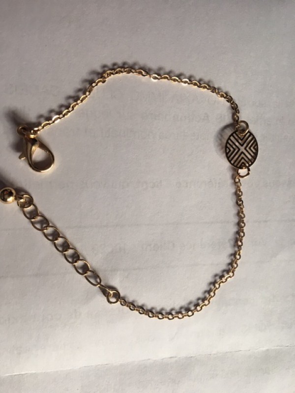 bracelet doré trouvé parking Buirette niveau 2 le 23/06/2019